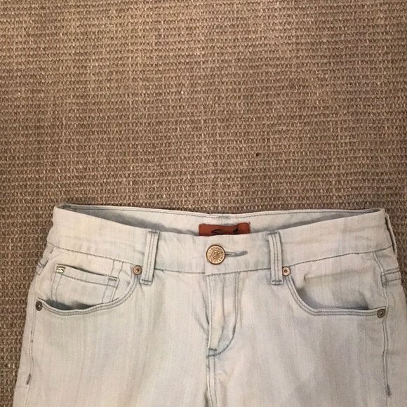 Seven7 light wash cropped jeans women’s size 27 - Picture 2 of 6